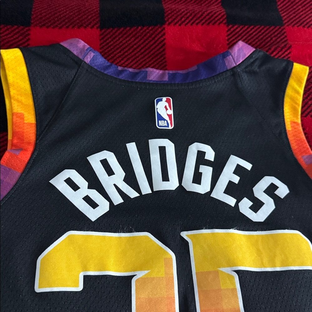 Phoenix Suns #25 Mikal Bridges NBA Jordan Statement Edition Jersey - Picture 10 of 10
